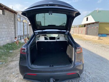 Tesla: Tesla Model Y: 2022 г., Автомат, Электромобиль, Кроссовер — 10