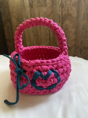 Çantalar: Səbət 15azn. Əl işi. Çanta 20azn. Əl işi. Uşaq çantası Koşelyok — 3