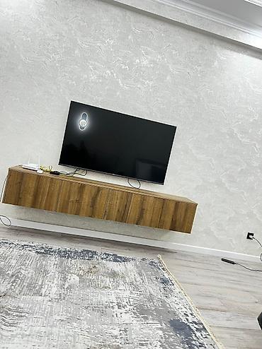 Ысык-Көлдө ижарага батирлер: 2 часа 2000 ночь 3500 Сдаются 1.2.3 комнатные кв Элитки в центре. Для — 5