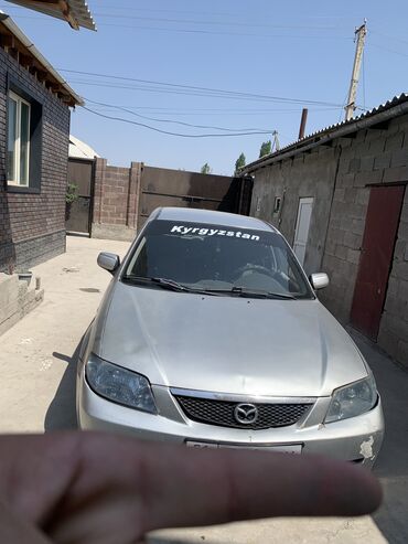 срочно продаю или меняю: Mazda 323: 2003 г., 1.6 л, Механика, Бензин, Хетчбек