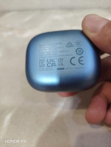 Audio: JBL Live Flex 3 – simsiz qulaqlıq Qiymət: 120 AZN Xüsusiyyətlər: - — 2