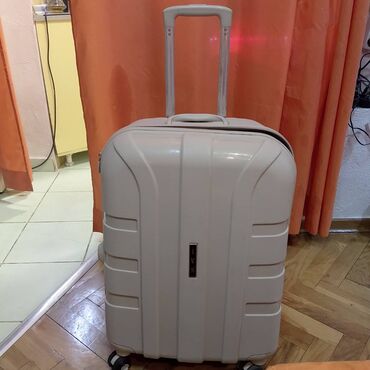 tn crne cena: Large suitcase, color - Black