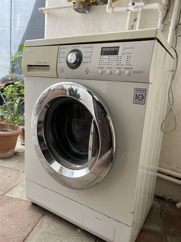 mebel usdu qaz: LG paltaryuyan maşın 6 kq əla vəziyyətdə mebelin rənginə uyğun