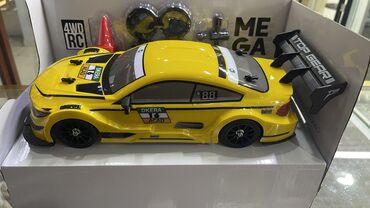 Игрушки: Дрифт машинка BMW 4WD Двух расцветок желтый и черный🟡⚫️ Дальность at lalafo.kg — 5 Игрушки: Дрифт машинка BMW 4WD Двух расцветок желтый и черный🟡⚫️ Дальность — 5