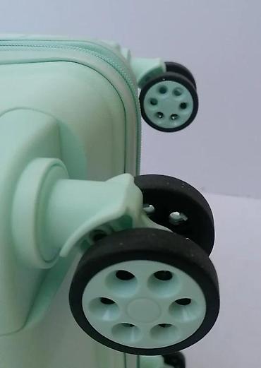 Putni koferi i torbe: Tvrdi kofer na točkiće – mint zelena boja - Materijal: lagana tvrda — 1