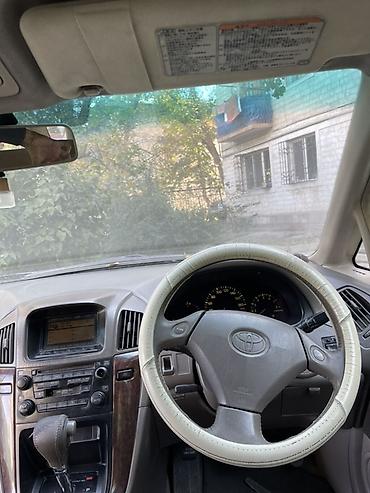 cl 63 2010: Toyota Harrier: 1998 г., 2.2 л, Автомат, Бензин, Кроссовер — 7