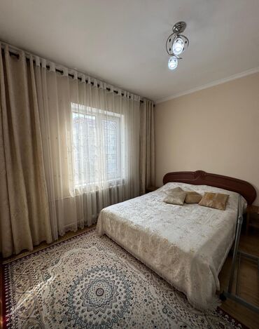 гагарина чапаева: 3 комнаты, 80 м², 106 серия, 6 этаж