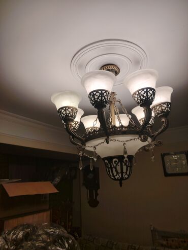 Çilçıraqlar: Çılçıraq, 8 lampa, Metal