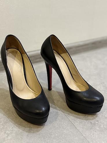 Digər ayaqqabılar: Ölçü: 35, İşlənmiş — 9