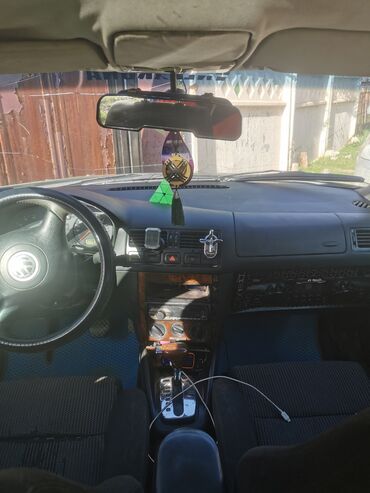 фара опель вектра б: Volkswagen Bora: 1999 г., 1.6 л, Автомат, Бензин, Седан