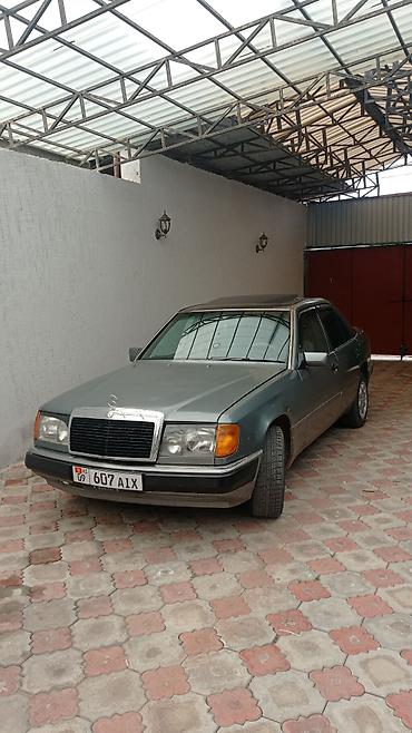 jac т9: Mercedes-Benz W124: 1992 г., 2 л, Механика, Бензин, Седан — 8