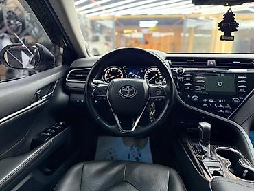 Продажа авто: Toyota Camry: 2020 г., 3.5 л, Автомат, Бензин, Седан — 4