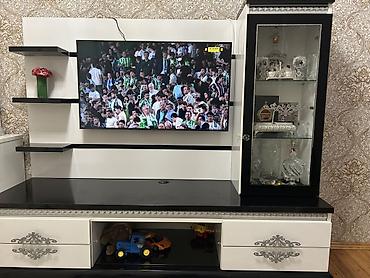 mebel kreditle: İşlənmiş, Düz TV altlığı, Polkalı, Şüşəli — 1