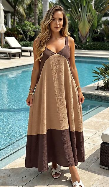 kaftan: Duga letnja haljina na bretele – color-block dizajn
2200 din
S M L — 2