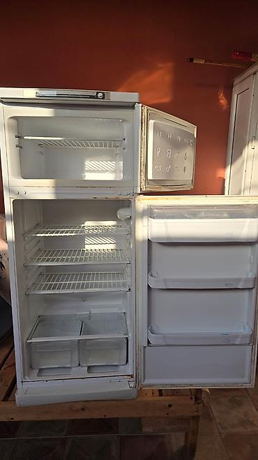 ventilyator satilir: Indesit ikiqapılı soyuducu - Üst hissədə ayrıca dondurucu bölmə — 2