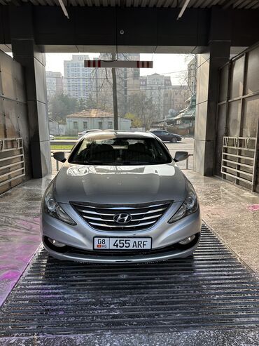 авто в рассочку: Hyundai Sonata: 2012 г., 2 л, Автомат, Газ, Седан