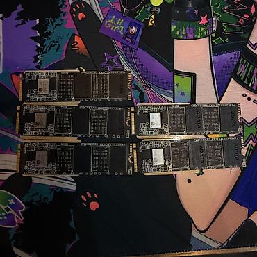 Жесткие диски, переносные винчестеры: Накопитель, Б/у, SSD, 512 ГБ — 12