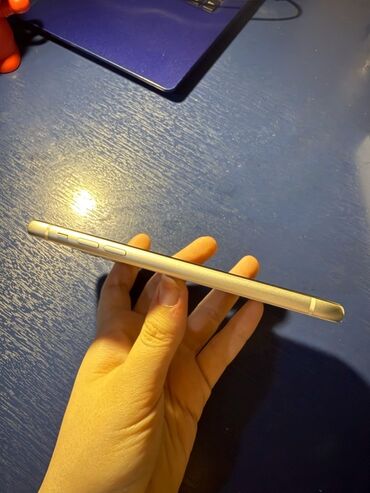 Apple iPhone: IPhone 11, 64 GB, Ağ, Face ID — 10