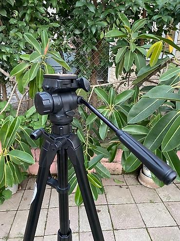 tripod kamera: Foto/video üçün yüngül və dayanıqlı üçayaq stativ - Material — 2