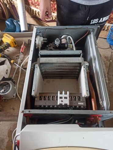 Kombilər: İşlənmiş Kombi 24 kVt, Ünvandan götürmə, Zəmanətsiz, Kredit yoxdur — 3