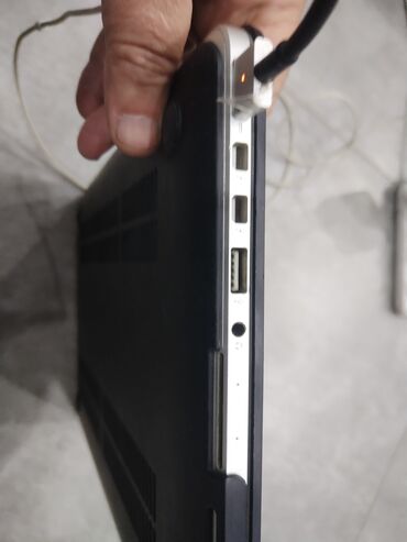 Apple MacBook: Apple MacBook noutbuku - Gümüş/alüminium korpus, qara arxa qapaqda -da lalafo.az — 10 Apple MacBook: Apple MacBook noutbuku - Gümüş/alüminium korpus, qara arxa qapaqda — 10