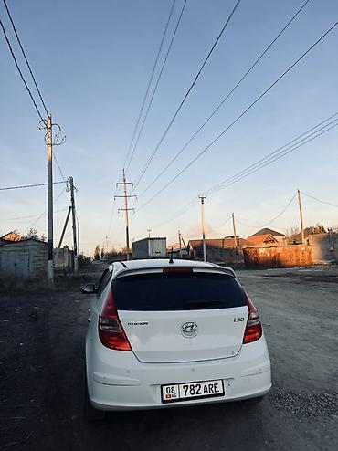 Hyundai: Hyundai i30: 2008 г., 1.6 л, Механика, Бензин, Хэтчбэк — 4