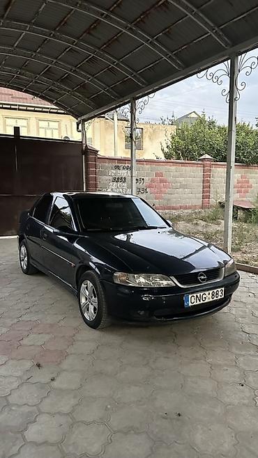 tesla 3: Opel Vectra: 2000 г., 1.8 л, Механика, Бензин, Седан — 3