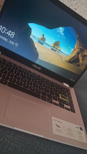ASUS: ASUS Vivobook, 15.6 ", Intel Celeron, 256 GB