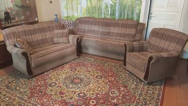 раскладной диван с креслами: Диван-кровать, цвет - Коричневый, Б/у