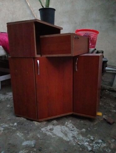 metbex sekilleri: Metbex mebeli kuncden vurulmaq ucun duzeldilib iwledilib indi satilir