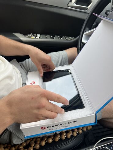 морожный холодильник: Колдонулган, 2-DIN, Android (камтылган ОС), Android Auto, 32 Гб ПЗУ