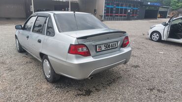 Daewoo: Daewoo Nexia: 2011 г., 1.6 л, Механика, Бензин, Седан