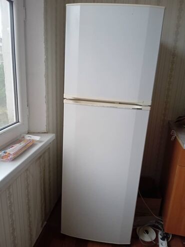 мини холодильник бу: Холодильник Indesit, Двухкамерный