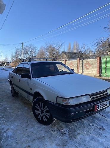Mazda: Mazda 626: 1988 г., 2.2 л, Механика, Бензин, Хэтчбэк — 4