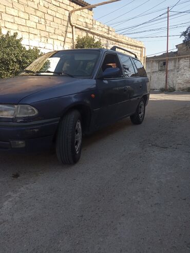 mtz 82 satılır: Opel Astra: 1.8 l | 1996 il 5111111 km Universal