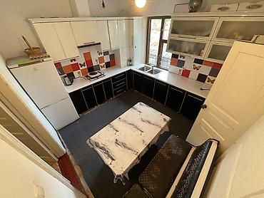 Үйлөрдү сатуу: 5 жана андан көп, 120 м², 547 соток, Токмок, Менчик ээси — 7