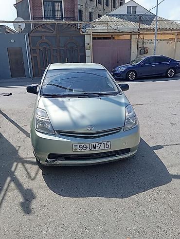 Toyota: Toyota Prius (2-ci nəsil) hibrid hatchback - Kuzov: 5 qapılı — 6