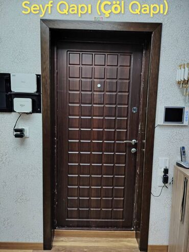 Фурнитура и комплектующие: 7 ədəd Otaq Qapıları / 1 ədəd Seyf Qapı Otaq Qapıları: 1) Şüşəli