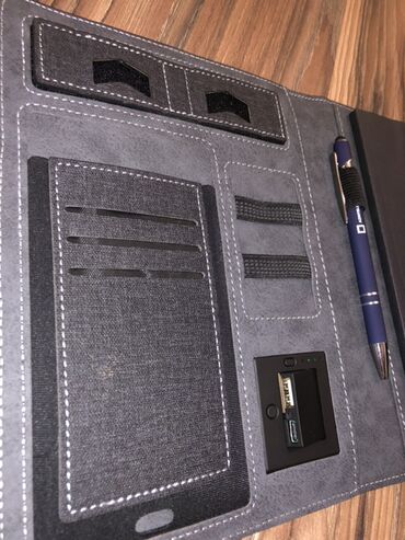 Qovluqlar və fayllar: Salam dəftərdə bir çox şey mövcuddur 1.kart yuvaları 2.telefon qoymaq — 2