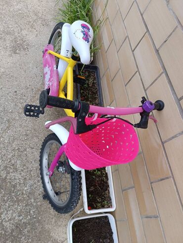 Dečiji bicikli: Deciji bicikl zuto-roze 16", za devojcice Decija bicikla zuto-roze za — 1