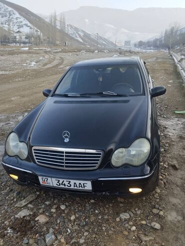 Mercedes-Benz: Mercedes-Benz C-Class: 2002 г., 2.4 л, Механика, Газ, Седан