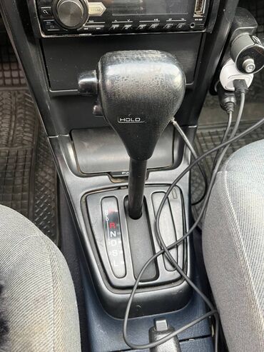 Mazda: Mazda 323: 1992 г., 1.6 л, Автомат, Бензин, Хэтчбэк — 9