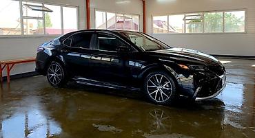 Toyota: Toyota Camry: 2021 г., 2.5 л, Автомат, Бензин, Седан — 3