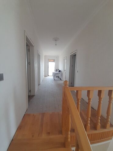 Həyət evləri və villaların satışı: 5 otaqlı, 240 kv. m, Orta təmir — 18