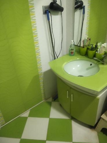 qarayevde ev: Bakı, 3 otaqlı, Köhnə tikili, m. Qara Qarayev, 58 kv. m — 9