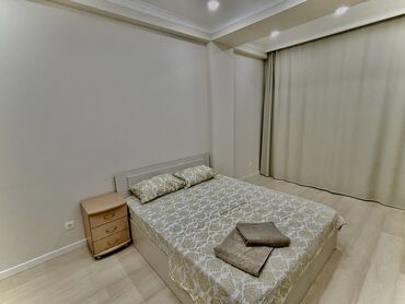 по суточные квартира ош: 1 бөлмө, Душ кабинасы, Жаздык, жууркан-төшөк каптары, Кондиционер