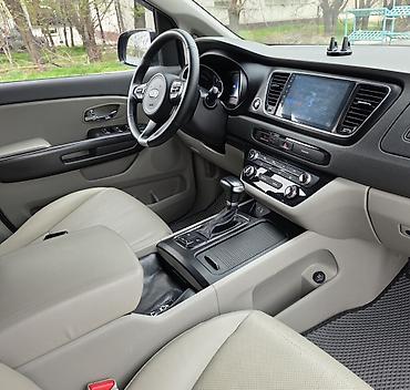 Kia: Kia Carnival: 2017 г., 2.2 л, Автомат, Дизель, Минивэн — 9