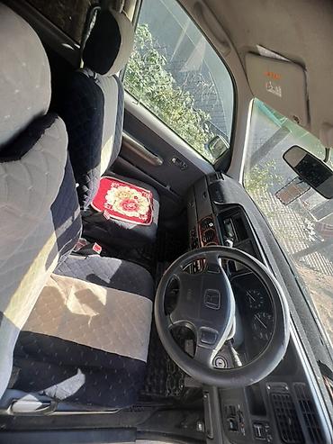 портер 2 салон: Honda Stepwgn: 1999 г., 2 л, Автомат, Газ, Минивэн — 3