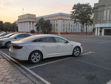 podushka renault: Renault : 2019 г., 2 л, Вариатор, Газ, Седан