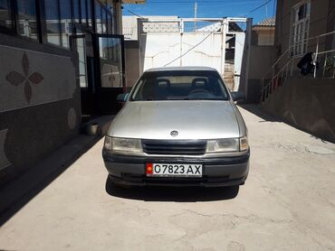 опель зафира а: Opel Vectra: 1991 г., 1.6 л, Механика, Бензин, Седан